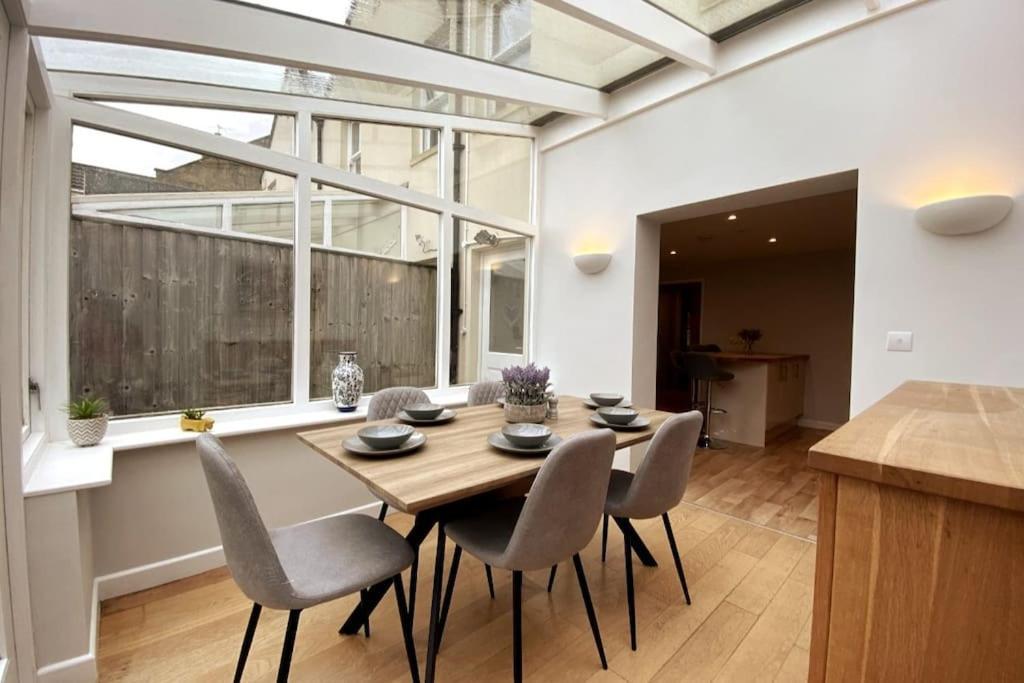 Villa 3Bed House With Parking Short Walk To Bath Centre Extérieur photo